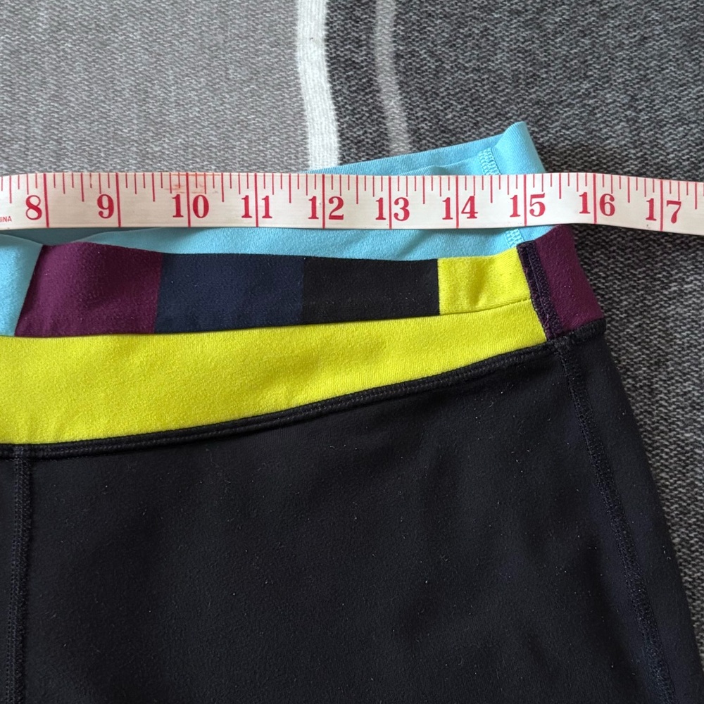Lululemon Astro Flare Pant 31.5” - Picture 5 of 9